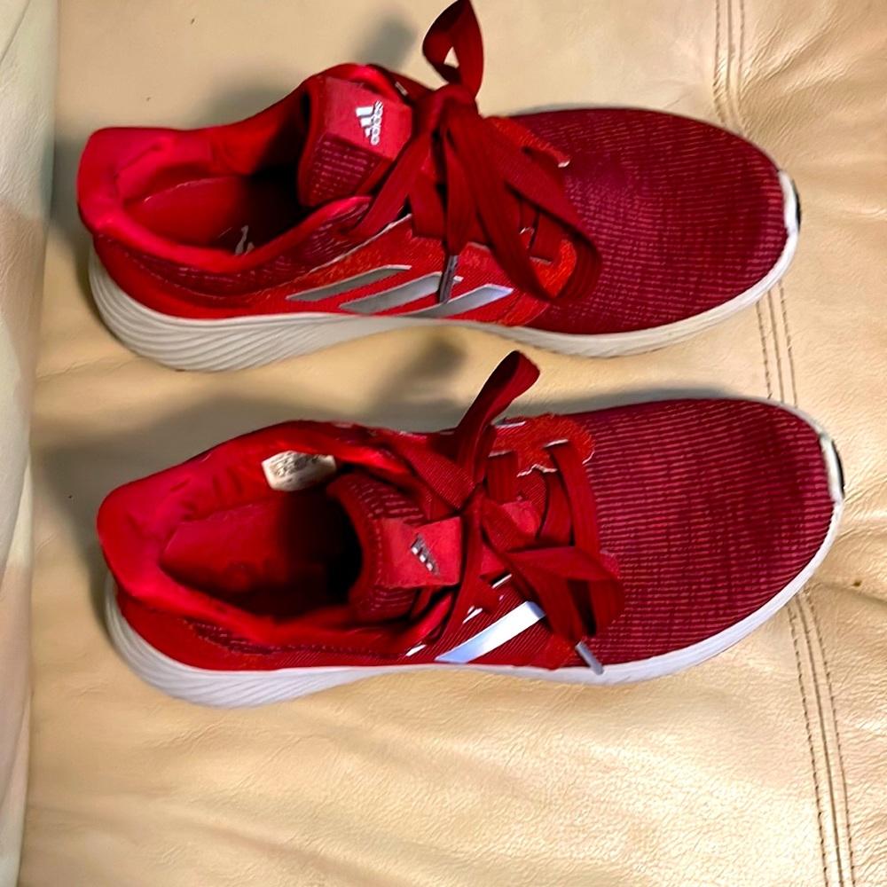 Women size 10 running shoe